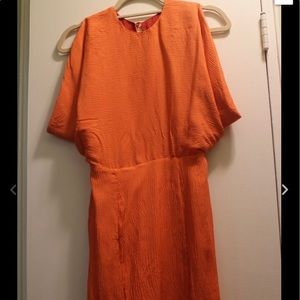 WREN CORAL RED SILK CREPE WIDE KEYHOLE BACK KIMONO